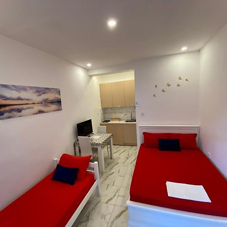 Banicevic Apartmani Дженовичи Экстерьер фото