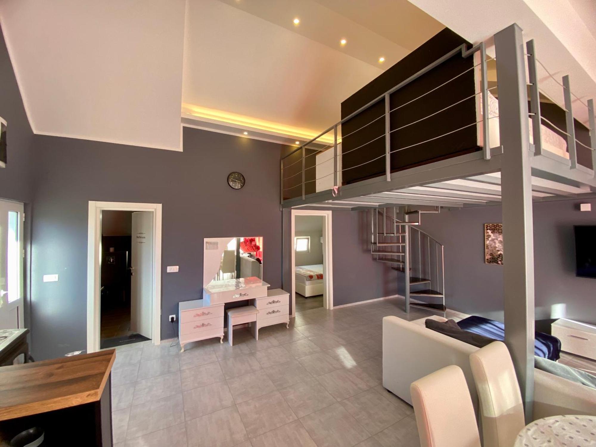 Banicevic Apartmani Дженовичи Экстерьер фото